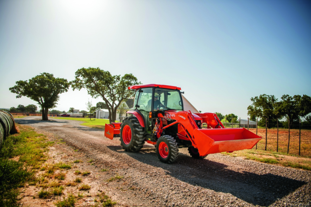 L4060 Cab with Loader